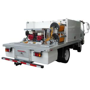 Professional Spray Truck (800 Series)